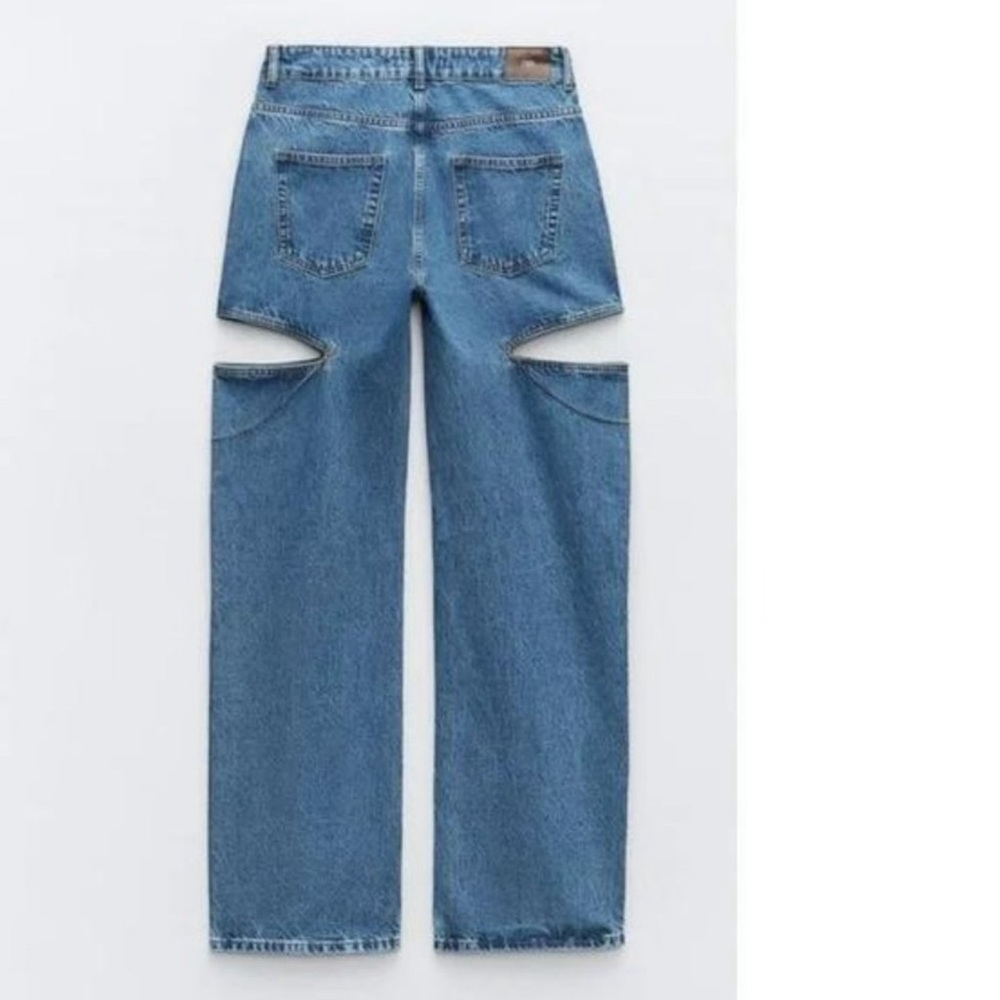 💙 NWT ZARA CUT OUT RHINESTONE CHAIN MOD RISE STRAIGHT JEANS - Picture 2 of 10